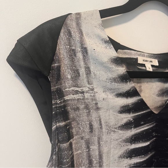 Beautiful Helmut Lang Sleeveless Top - Picture 3 of 5